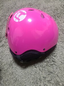 スノーボード　スキー　子供用ヘルメット　Sサイズ　ピンク