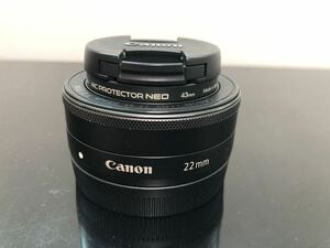 Canon EF-M 22mm F2 単焦点　パンケーキ