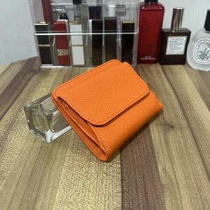 【田中革具】 長財布 牛革 革財布 コンパクト財布 折り財布 レディース 本革 新品 未使用 送料無料 人気商品 オレンジ色