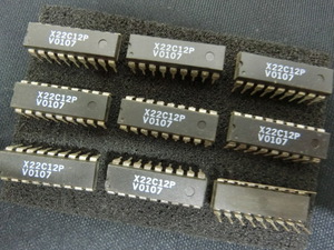 X22C12P EEPROM 4個 セット　64個在庫してます