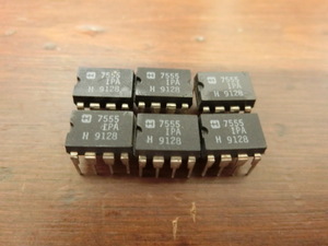 ★★★　Intersil ICM7555IPA