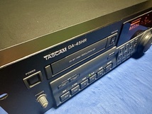 TASCAM プロ業務用DATデッキ　DA-45HR 24bit High Resolution + 電源ケーブル　おまけ　Owner's Manualと Service Manual Special１_画像2