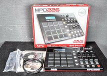 ☆動作品☆ AKAI (アカイ) MPCパッド MPD226 MIDIパッド 作曲 MIDIコントローラー ビートメイク 4J1901_画像1