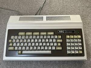 NEC PC-8001　　　パソコン本体のみ