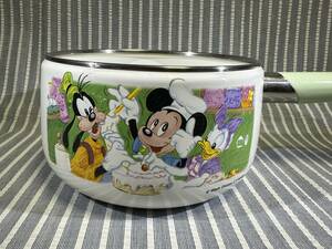 中古　昭和レトロ　ディズニー　ミッキーマウス　ホーロー片手鍋　Disney Mickey Mouse