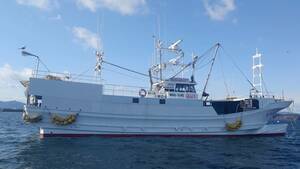  fishing boat boat quality (FRP) gross tonnage (9.7 ton ) ship. length (14.85 meter )