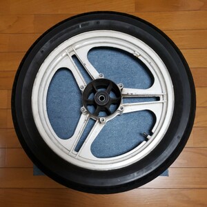  Kawasaki GPz750 air cooling front wheel 