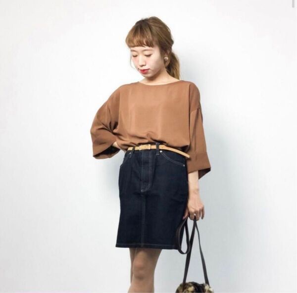 美品 KBF illi デニムスカート