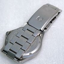 スイスミリタリー SWISS MILITARY 8304 クォーツ メンズ腕時計 デイト ホワイト文字盤 【電池切れ？】_画像2
