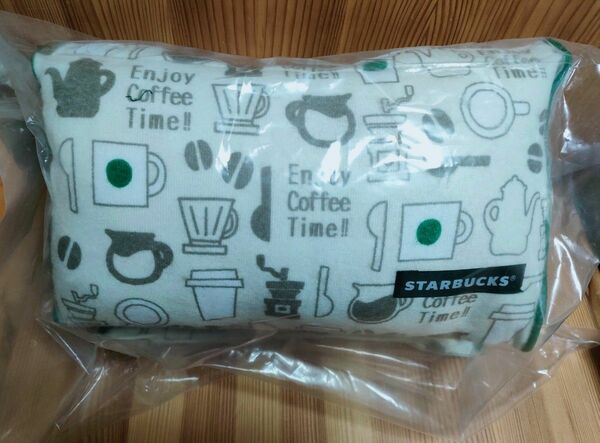 【未開封品】スターバックス　トライアングルクッション