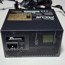 Seasonic FOCUS GM-750(SSR-750FM) 750W 80PLUS GOLD認証 ATX電源ユニット セミプラグイン 動作確認済み PCパーツ_画像5