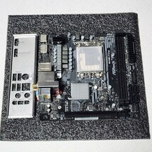 ASRock H610M-ITX/ac IOパネル付属 LGA1700 Mini-ITXマザーボード 第12・13・14世代CPU対応 最新Bios 動作確認済 PCパーツ_画像1