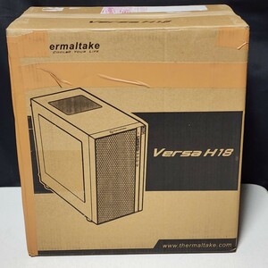 【送料無料】Thermaltake Versa H18 ミニタワー型PCケース(MicroATX)