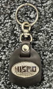 NISMO KEYCHAIN NISSAN OLD FASHONED VINTAGE ・ニスモ キーホールダー 絶版 ニスモ 旧ロゴ キーホルダー 当時物 ビンテージ 新品未使用品