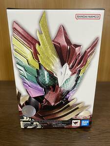 30) S.H.Figuarts (真骨彫製法) 仮面ライダーオーズ タジャドル コンボ エタニティ