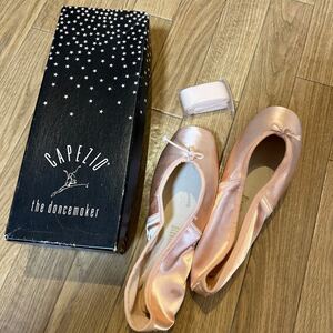 ♪♪①CAPEZIO NICOLINI☆バレエ トゥシューズ☆N156 EUR 4E☆リボン付き