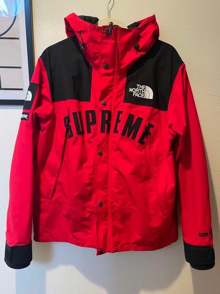 Supreme / The North Face Arc Logo Mountain Parka "Red" 