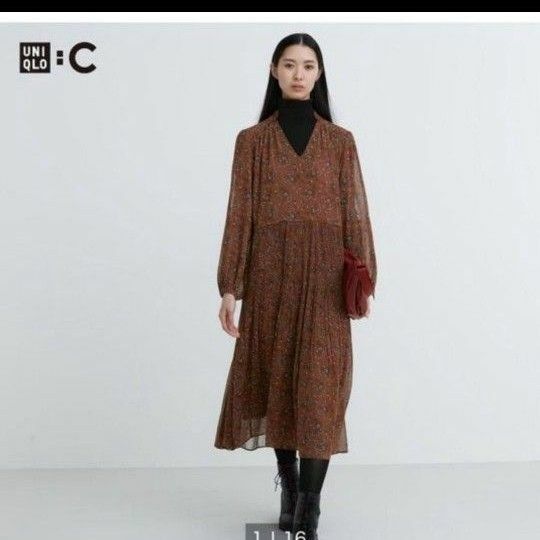 UNIQLO:C 　シフォンプリーツワンピース ユニクロ　　ブラウン　ペイズリー　