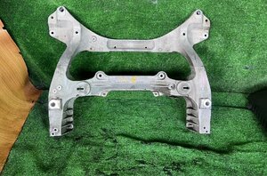 H20年 V36系スカイライン(CKV36)クーペ フロントメンバー サスペンションメンバー 中古品 即決 400565 231227 TK メンバー置き在庫