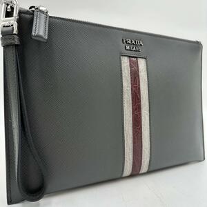 『定価40万円』【未使用級】希少色　PRADA プラダ クラッチバッグ サフィアーノレザー ワニ クロコ　グレー　オールレザー　ストライプ