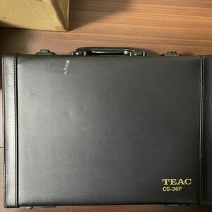 TEAC ティアック CS-36P カセットテープ ハードケース　収納ケース　トランク