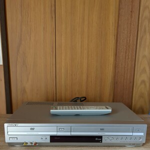 SONY ソニー DVDレコーダー VHSビデオカセットデッキ 一体型プレーヤー SLV-D393P リモコン付