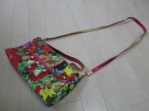  Tsumori Chisato Gold tassel shoulder bag quilting tsumori chisato