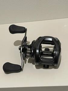 ダイワタトゥーラ TW400XHL左ハンドル DAIWA ベイトリール TW300400