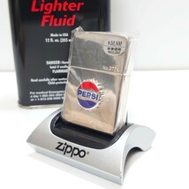 未使用 未開封 ZIPPO ジッポ ジッポー 特別限定品 PEPSI ペプシ コーラ シリアル 王冠 立体メタル ストラップ シルバー 銀張り仕上 2002 箱_画像6