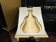 Hennessy PARADIS ヘネシー パラディ Rare コニャック　クリスタルボトル　現行　化粧箱　外カバー付き　開封品　ディスプレイ　ブランデー_画像5