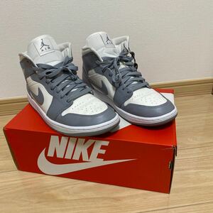 Nike WMNS Air Jordan 1 Mid Grey/Sailナイキ ウィメンズ エアジョーダン1 ミッド グレー/セイル