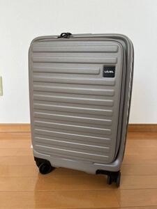 【中古】スーツケース　LOJEL Cubo Sサイズ　キャリケース 旅行用 ファスナー式フロントオープン　グレー　