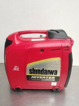 動作確認済み中古品 shindaiwa インバーター 発電機iEG1400M-R 新ダイワ_画像1