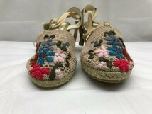 【未使用保管品】サンダル メーカー不明 LT.BEIGE Lサイズ 花柄 レディース 箱付き_画像3