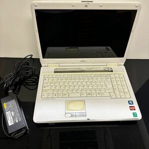 LIFEBOOK AH520/2A アーバンホワイト ［FMVA522A］