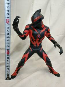 ウルトラマン07【中古】 アミューズメント景品 ウルトラマンゼロ ビッグサイズソフビフィギュア カイザーベリアル バンプレスト【現状品】