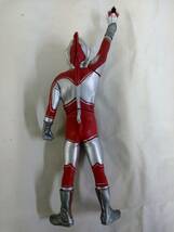 ウルトラマン34【送料無料】【中古】バンダイ アルティメット ソリッド ウルトラマン /ウルトラマンジャック 台座なし【現状品】_画像3