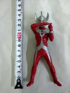  Ultraman 32[ бесплатная доставка ][ б/у ] Bandai Ultimate solid Ultraman / Ultraman Taro подставка нет ...[ текущее состояние товар ]