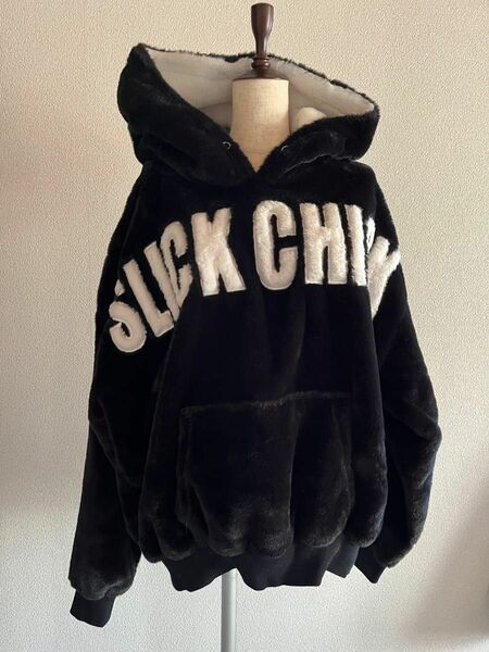 GYDA SLCK CHICK パーカー パーカー ブラック ロゴ フーディー