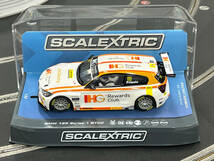 No.122 SCALEXTRIC BTCC BMW 125 Series 2015 IHG, No.111, Andy Priaulx [新品未使用 1/32スロットカー]_画像2