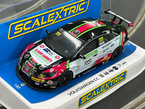 No.125 SCALEXTRIC BTCC VW PASSAT 2016 No.40 Aron Smith [新品未使用 1/32スロットカー]