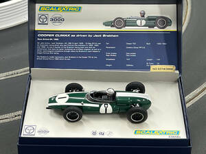 No.149 SCALEXTRIC ＝LEGENDS＝ Cooper Climax Jack Bravbham [新品未使用 1/32スロットカー]