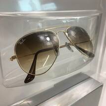 ★D09058【未開封品】Ray-Ban レイバン/サングラス/AVIATOR LARGE METAL/RB3025/アビエーター/ゴールド×グラデーション ブラウン_画像3