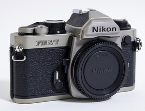 送料無料｜中古動作品｜Nikon：ニコン｜フィルム一眼レフカメラボディ｜New FM2/T｜FM2T｜Titan：チタン｜MF：マニュアルフォーカス