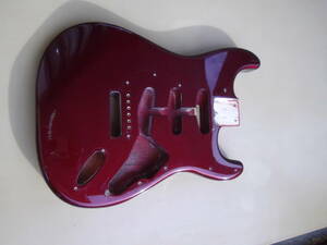 　Fender J ST72の　　BODY　