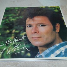 LP CLIFF RICHARD/FROM THE HEART UK TELLY DISC 2LP TELLY28 見開きジャケット 1985年発売 編集盤 ヒット曲からマイナー曲まで28曲入り　_画像1