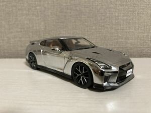 日産モデルカーコレクション　R35 GT-R クローム　1/43 京商