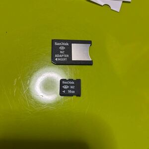 SanDisk/サンディスク PSPGO用 M2 16GB メモリースティックメモリーカード アダプター付き ／PSPでフォーマット済み　美品　⑦