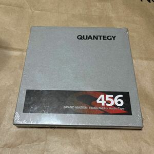 QUANTEGY 456 open reel 7 number diameter approximately 18cm unopened unused goods think no check. junk treatment metal reel tape 