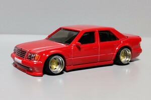 希少 ベーシック メルセデスベンツ 500E 改 W124 深リム OZ AMG ローダウン カスタム ツライチ 改造 ポルシェチューン E500 ドイツ (1/64)